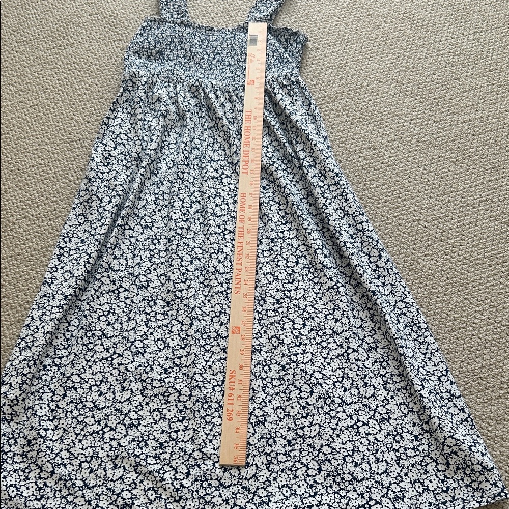 Old Navy Blue and White Floral Dress - Picture 5 of 6